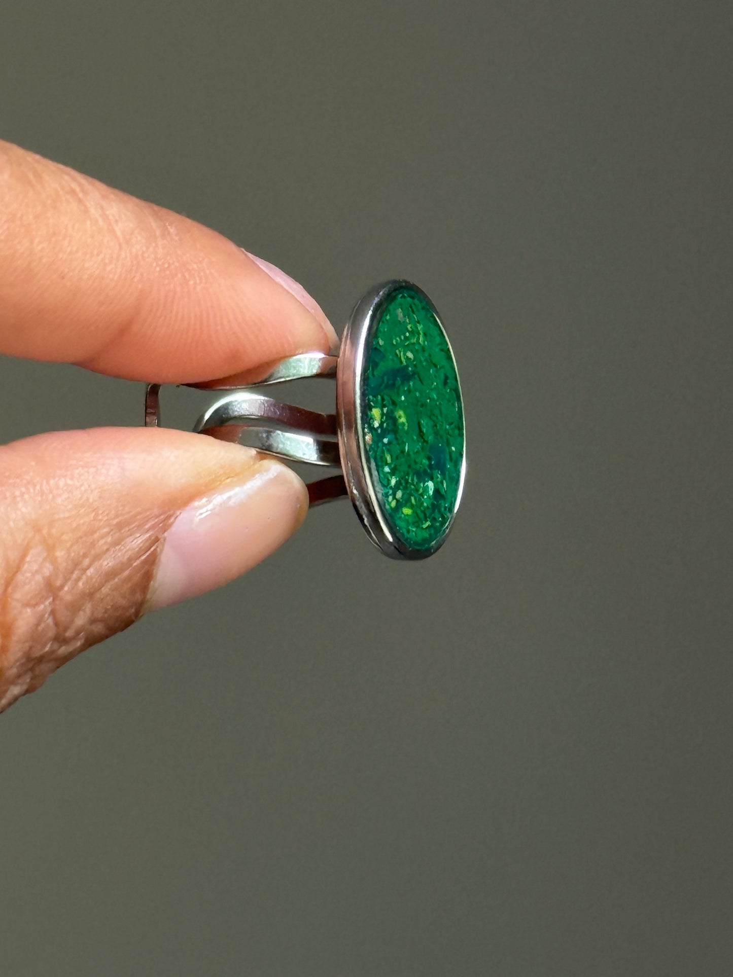 Evergreen Oval Ring