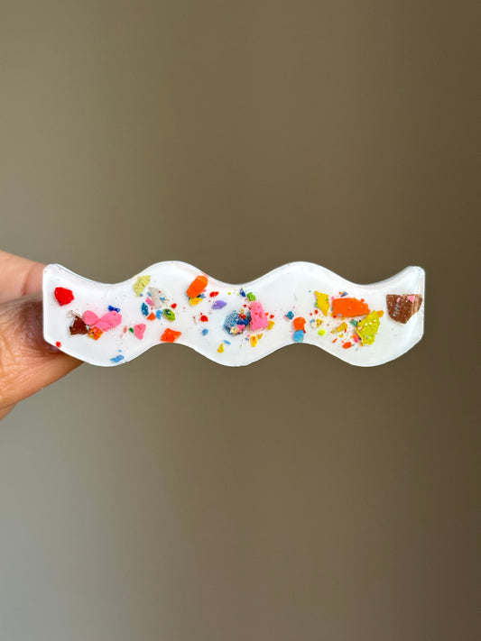 Multicolored Crayonfetti Wave Clip