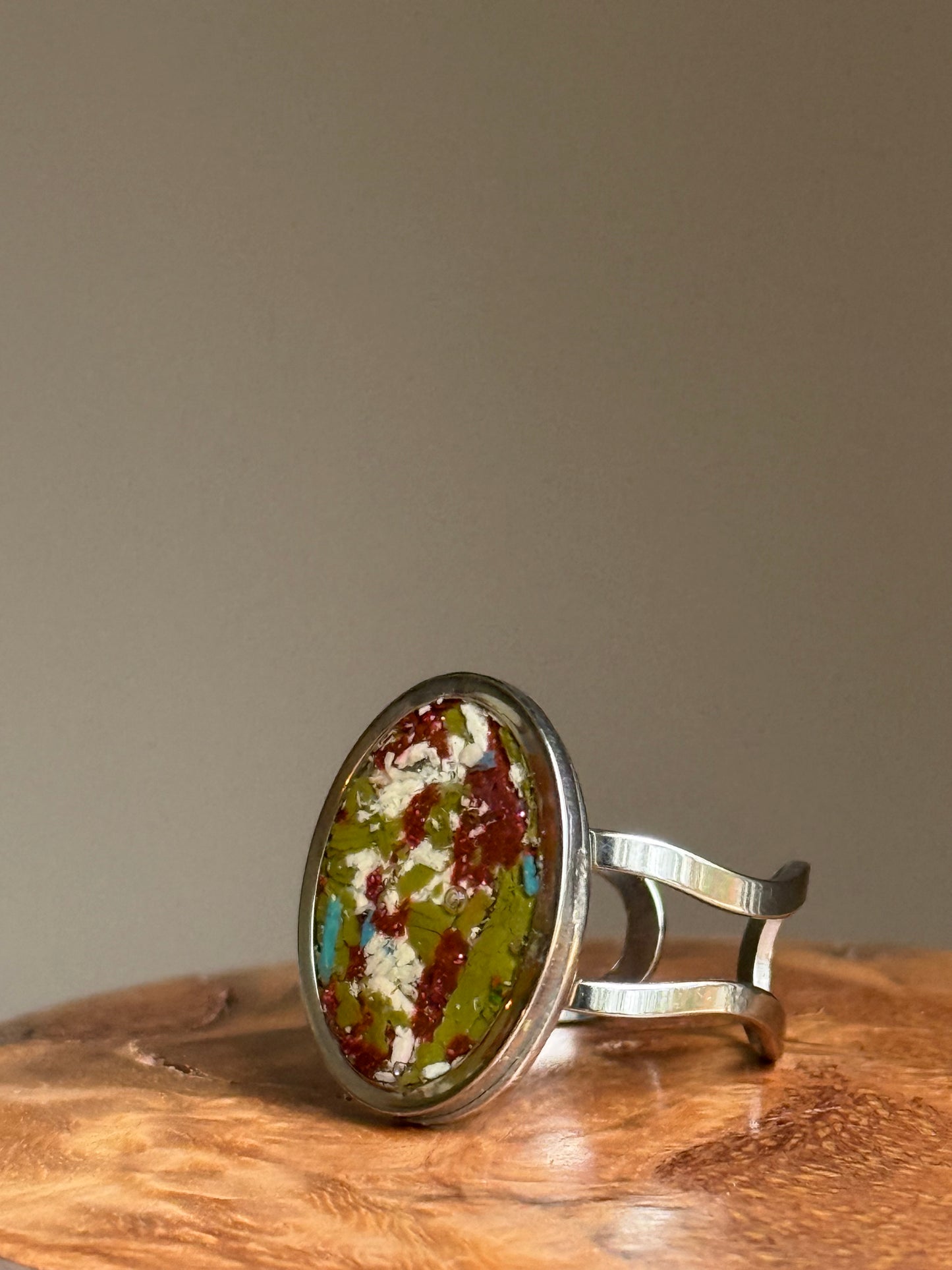 Olive (Oval Ring)