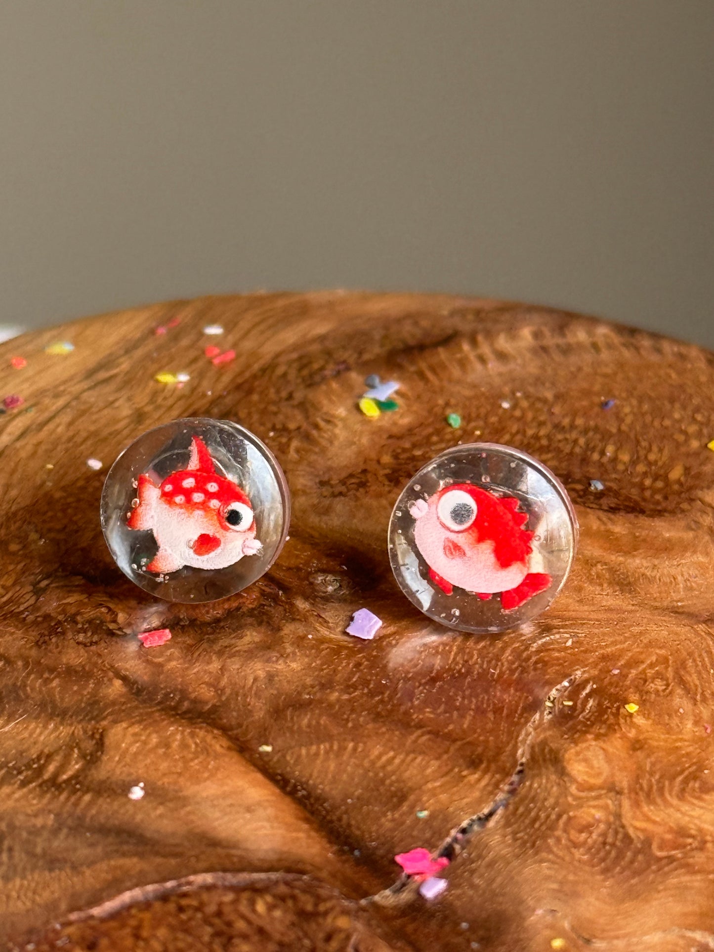 Frida & Georgia (Fish Studs)