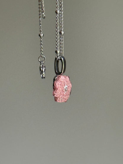 Crayon Bloom Pendant (Dusty Rose)