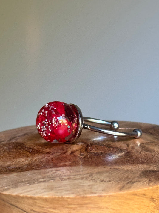 Holiday Crayon Globe/Sphere Ring