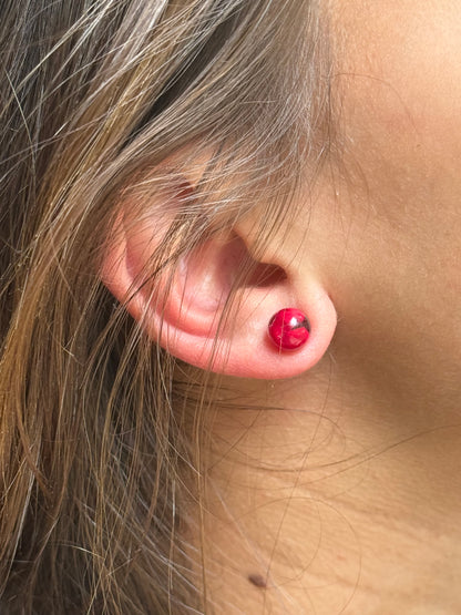 Small Crayon Globe Studs (Reds)