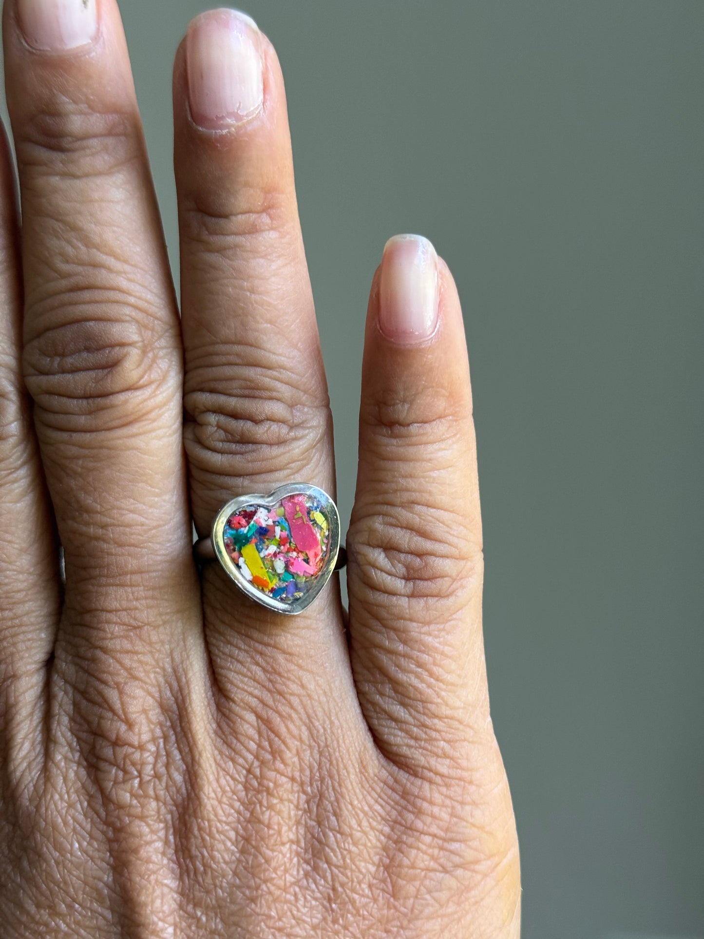Crayon Heart Ring (Multicolor)