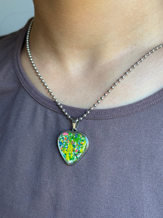 Medium Joy Heart Pendant (Paradise)