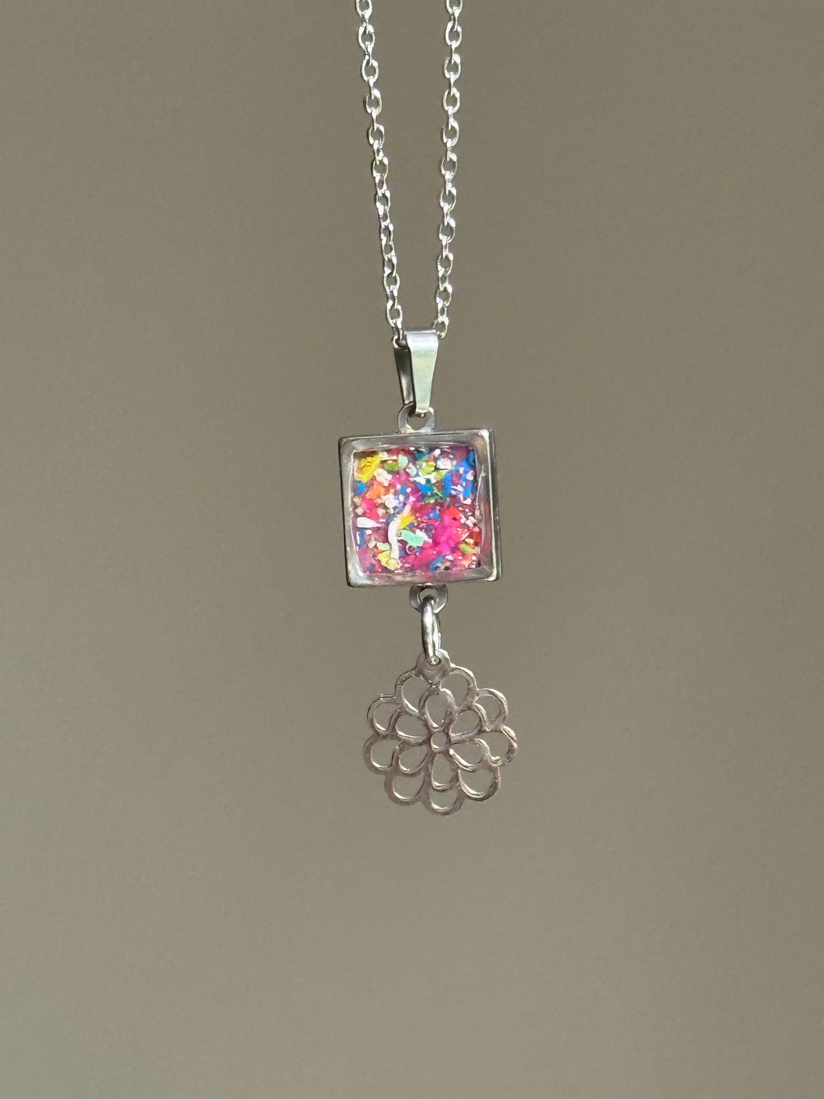 Mayagüez Floral Pendant