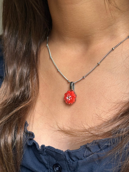 Crayon Bloom Pendant (Melon)