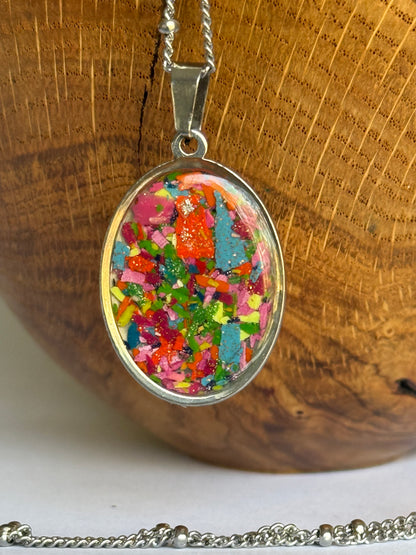 Tropical (Oval Pendant)
