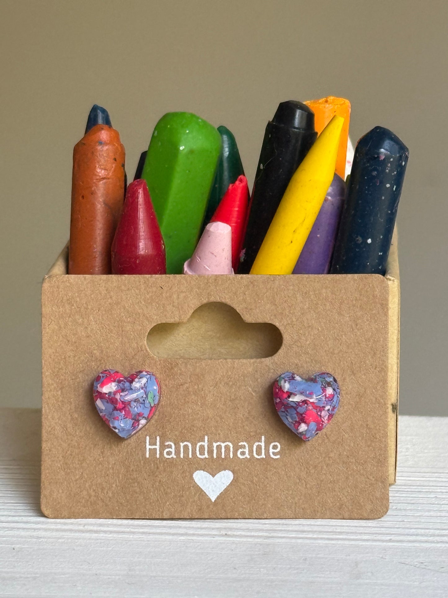 Small Heart Crayonfetti Gem Studs (Lavender Dream)