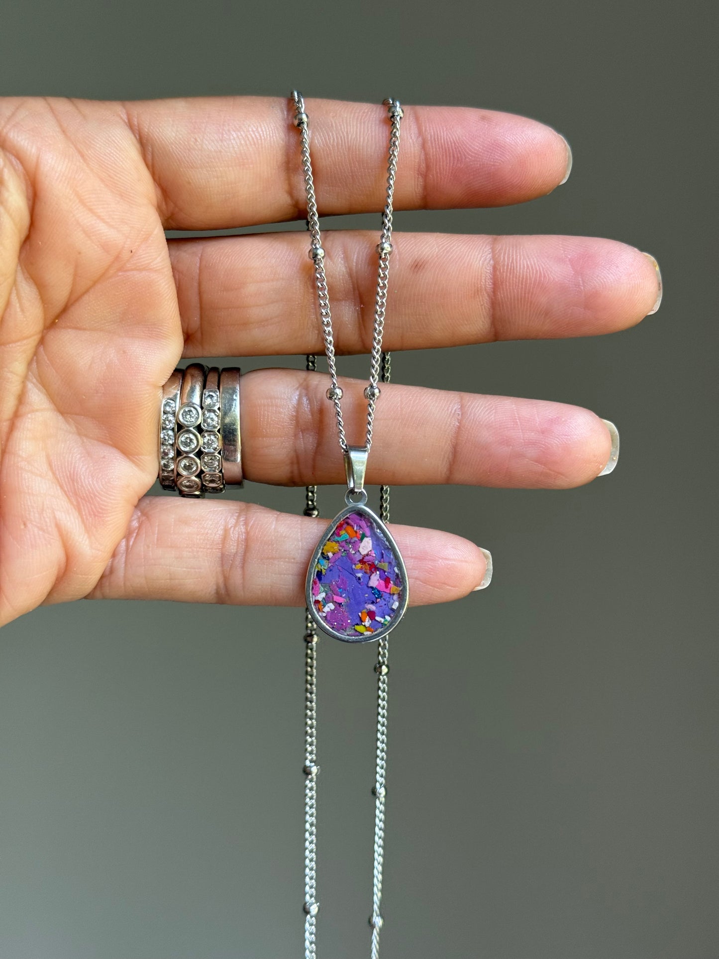 Small Gota Crayon Pendant (Purples)