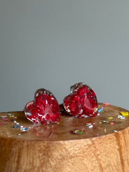 Small Heart Studs (Metallic Red))