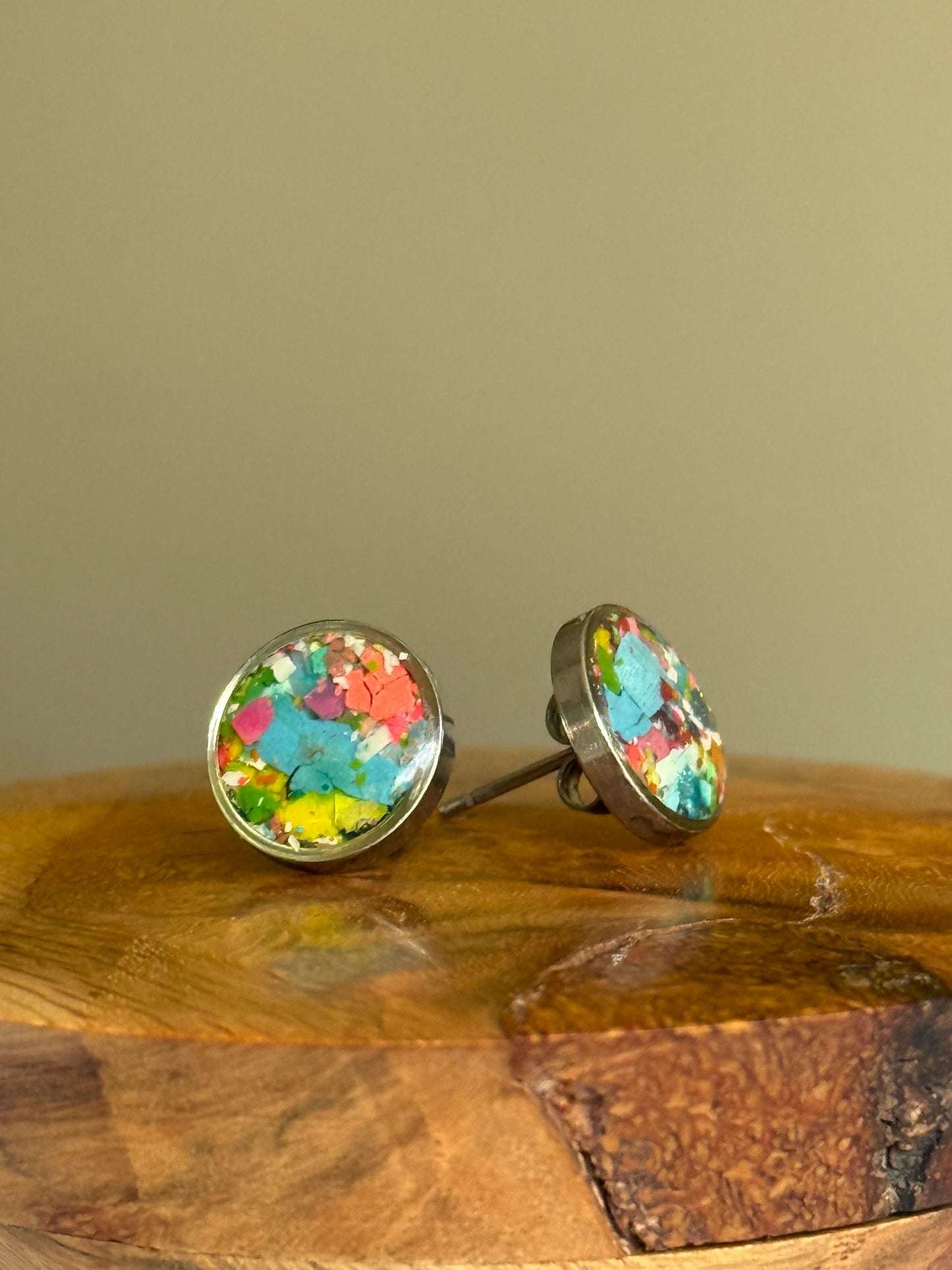 Pendientes redondos multicolores (pequeños)