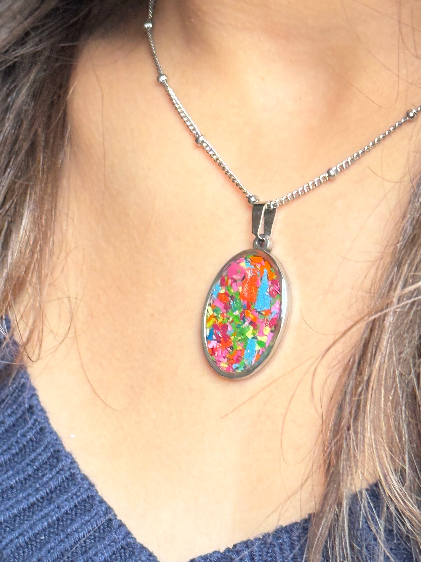 Tropical (Oval Pendant)