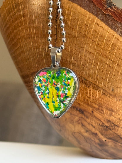 Medium Joy Heart Pendant (Paradise)