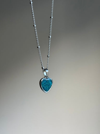 Metallic Mini Heart Pendant (Turquoise)