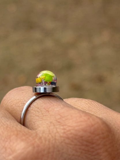 Small Crayon Globe Ring (3)