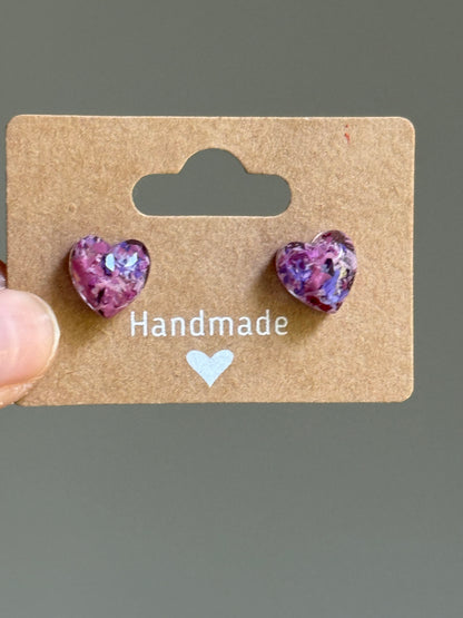 Sarai Resin Heart Studs (Purpled)