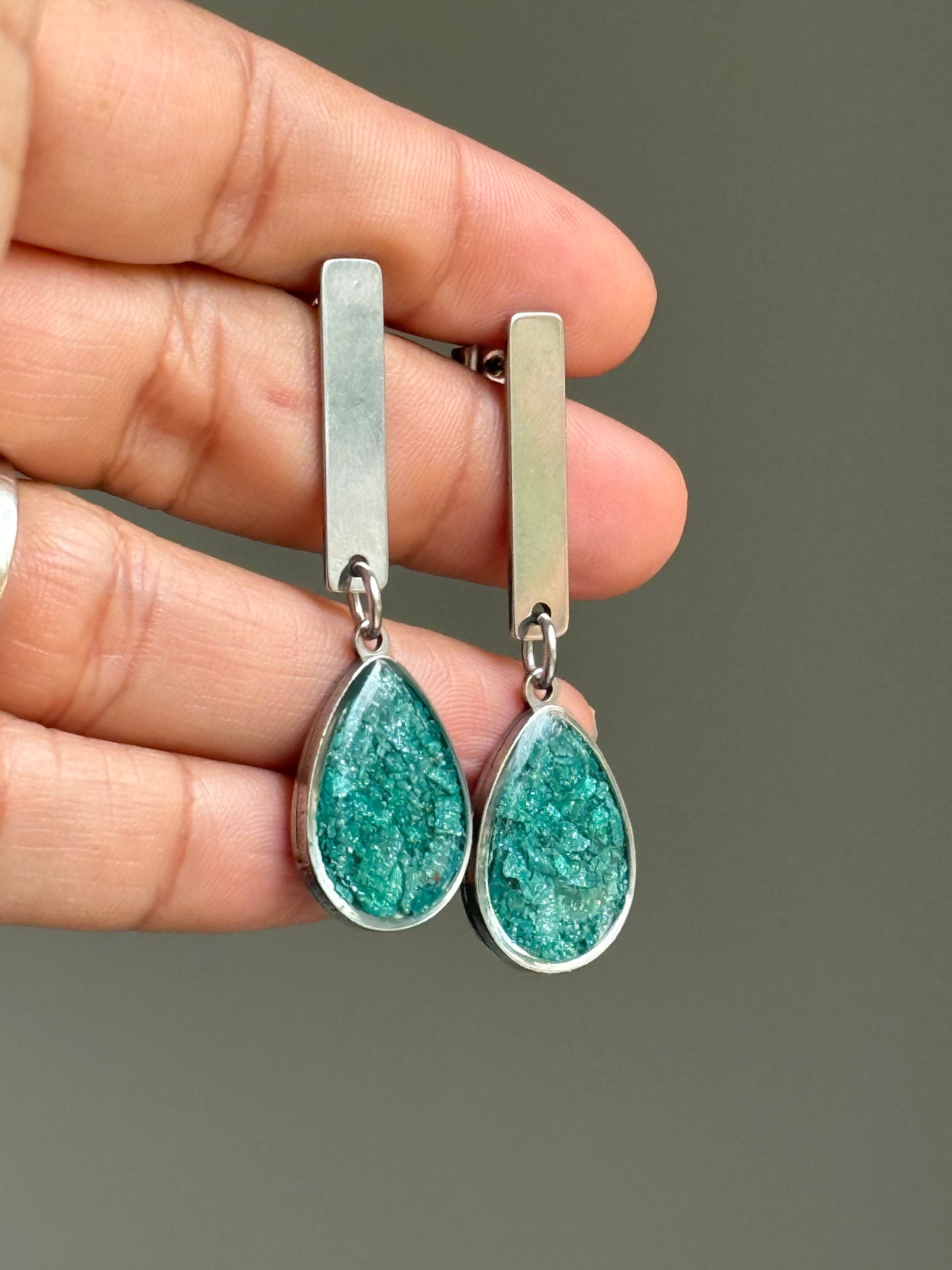 Luz Earrings (Emerald)