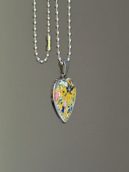 From our Atlanta studio to your collection. Every crayon heart pendant is uniquely co-created. Discover crayon jewelry by Crayonfetti. 