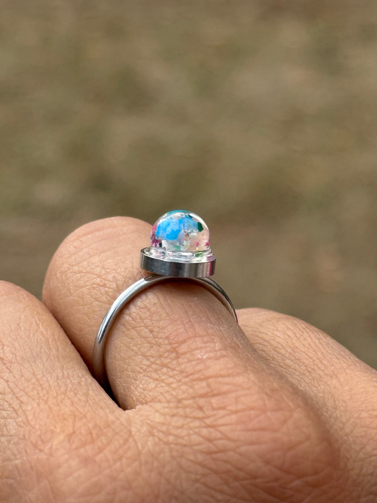 Small Crayon Globe Ring (4)