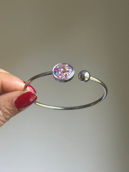 Tonos azules: pulsera flexible de un solo puño 