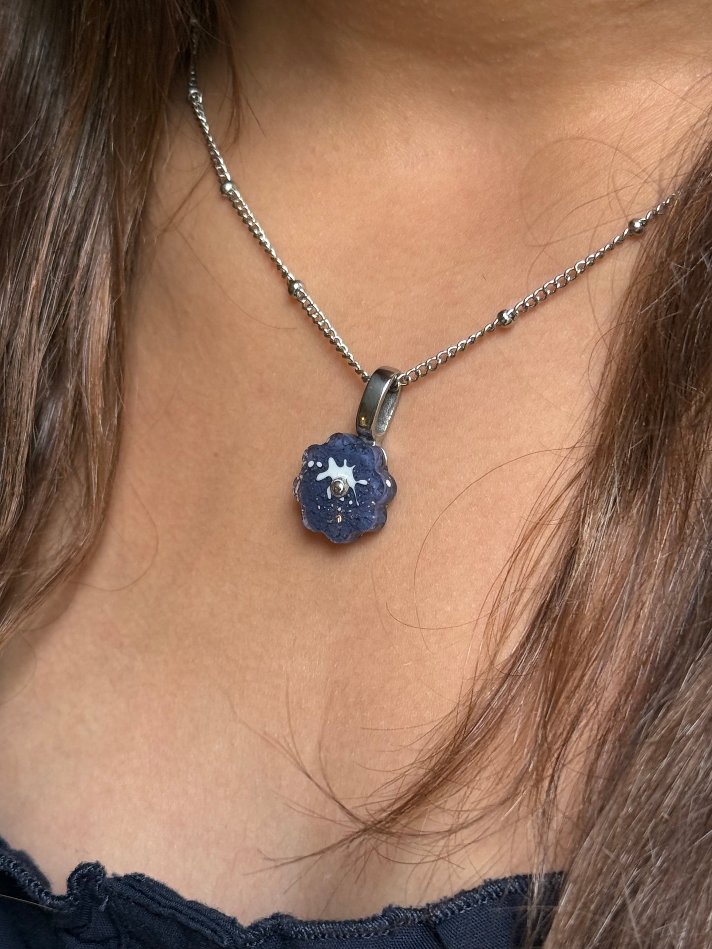 Crayon Bloom Pendant (Purple Mountain Royal)