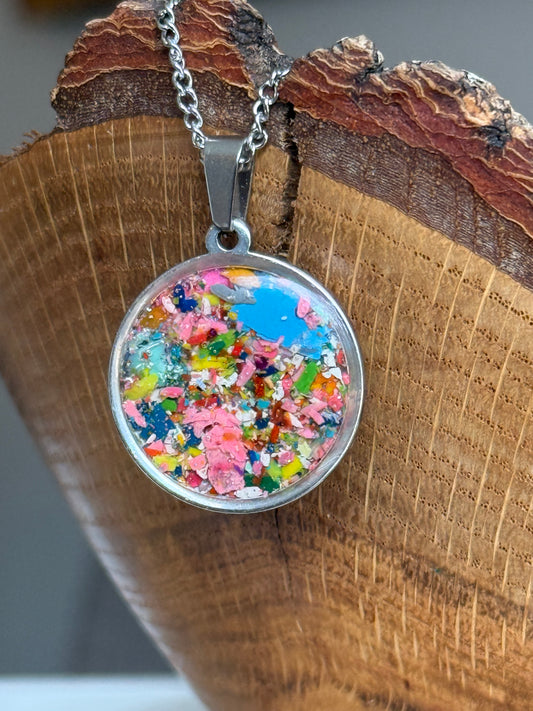 Skyline (Round Pendant)