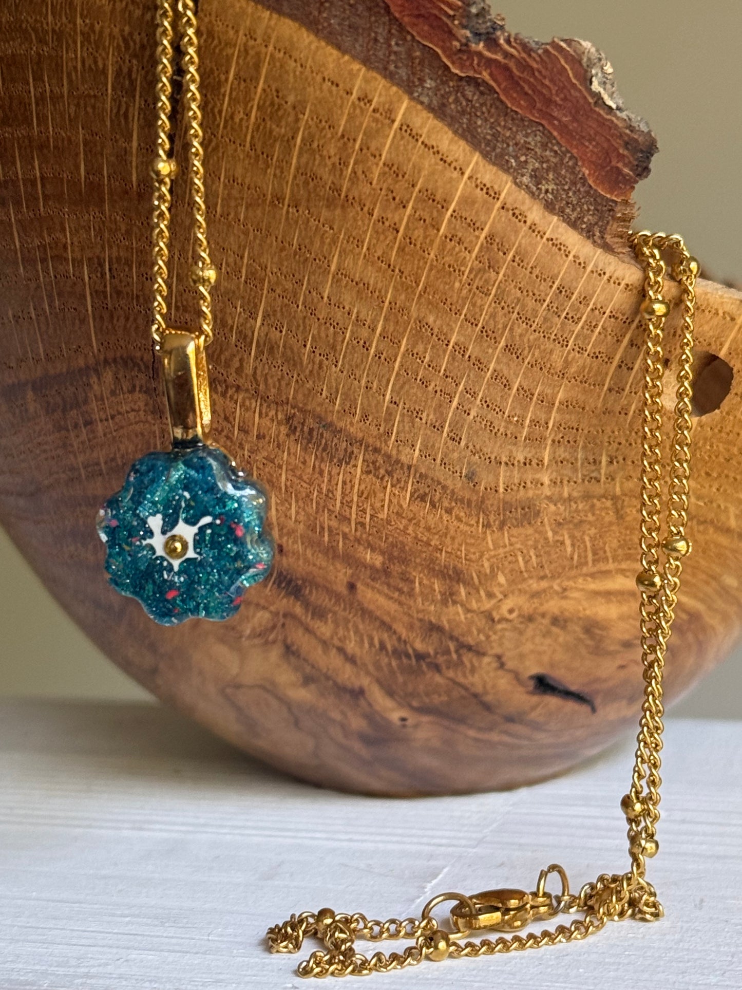 Crayon Bloom Pendant (Metallic Turquoise - Gold Plated)