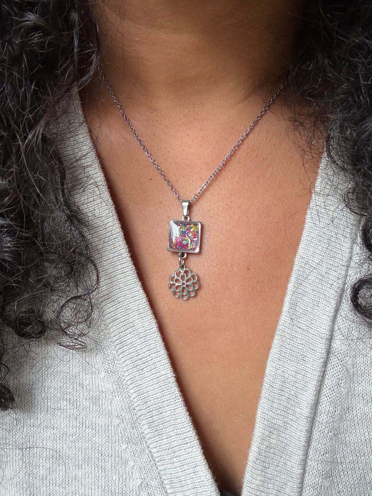 Mayagüez Floral Pendant