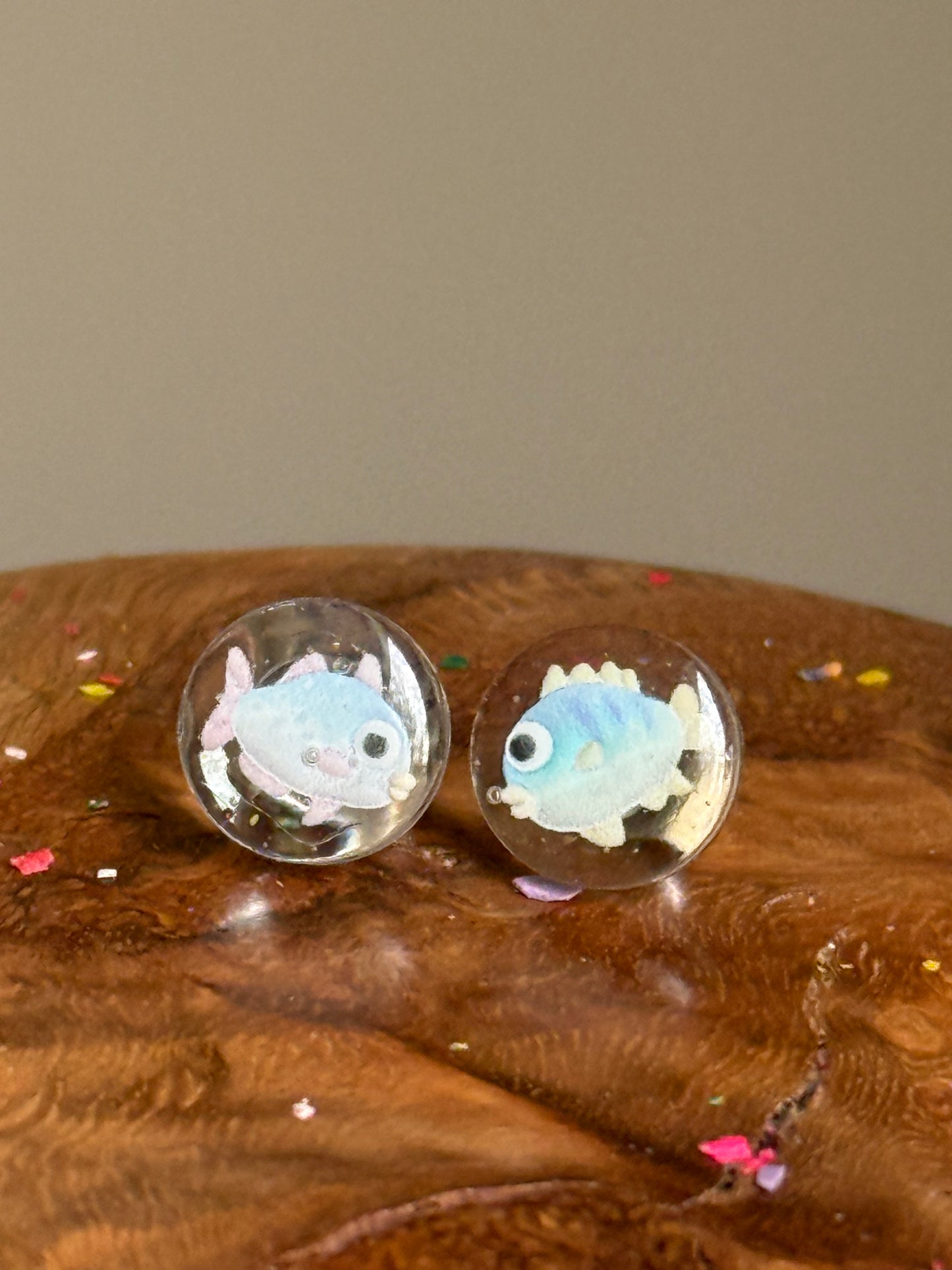 Dolly & Patsy (Fish Studs)