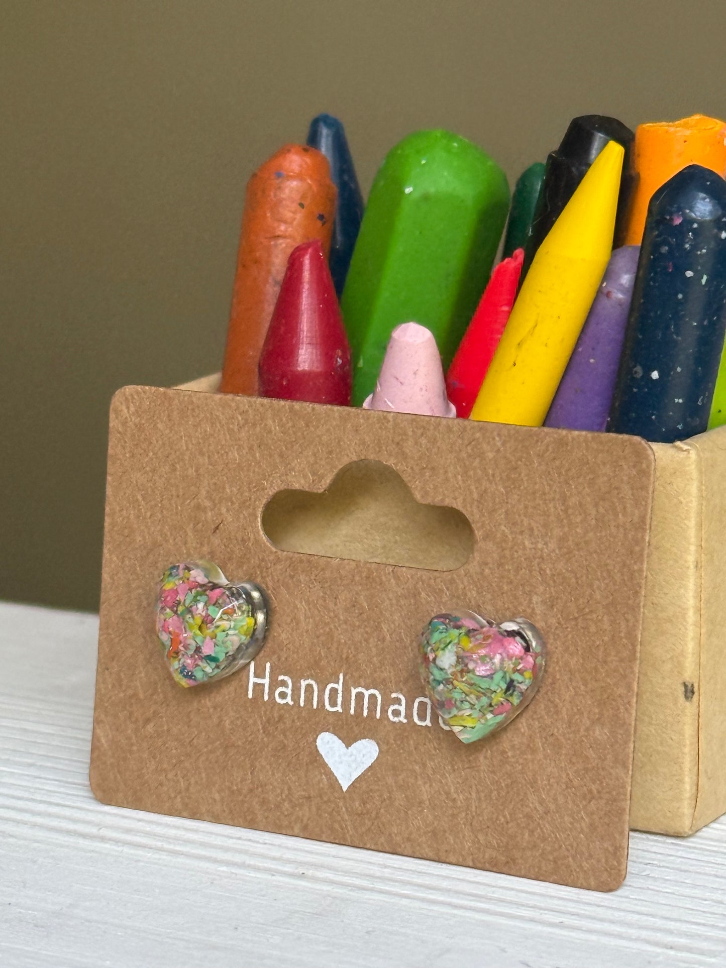 Small Heart Crayonfetti Studs (Flower Bouquet)
