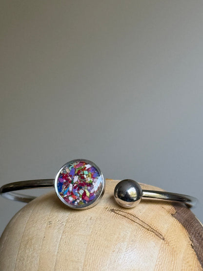 Tonos azules: pulsera flexible de un solo puño 