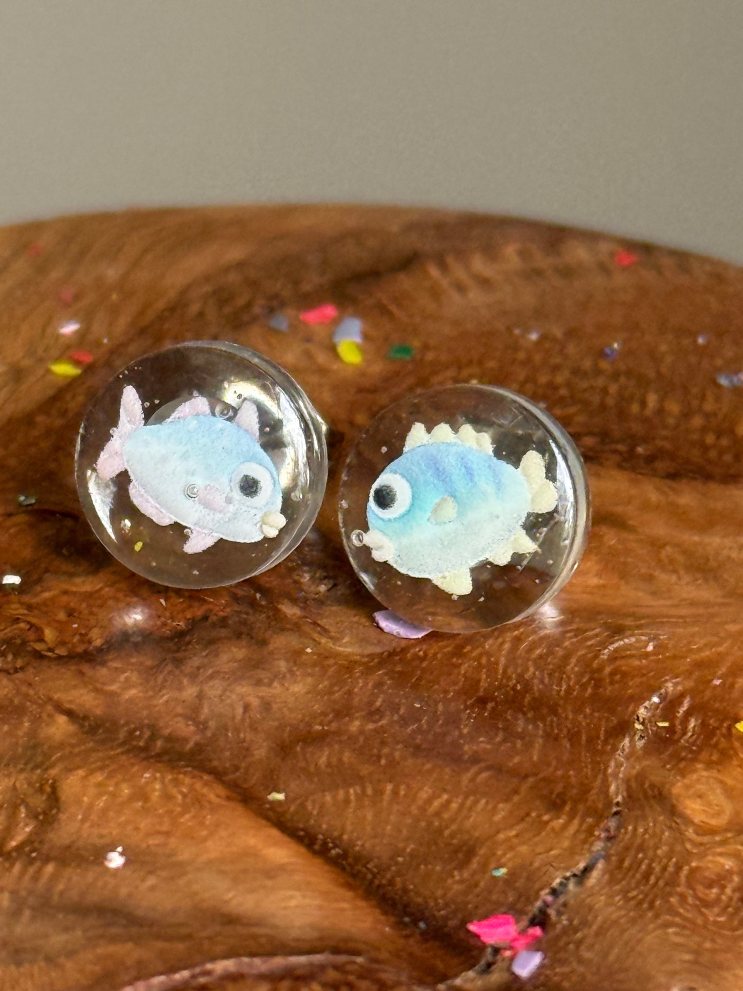 Dolly & Patsy (Fish Studs)