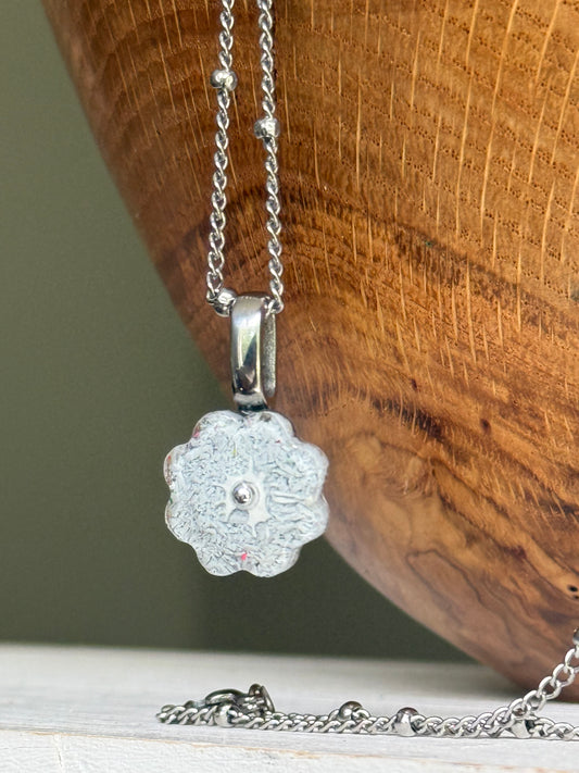 Crayon Bloom Pendant (Winter Grey)