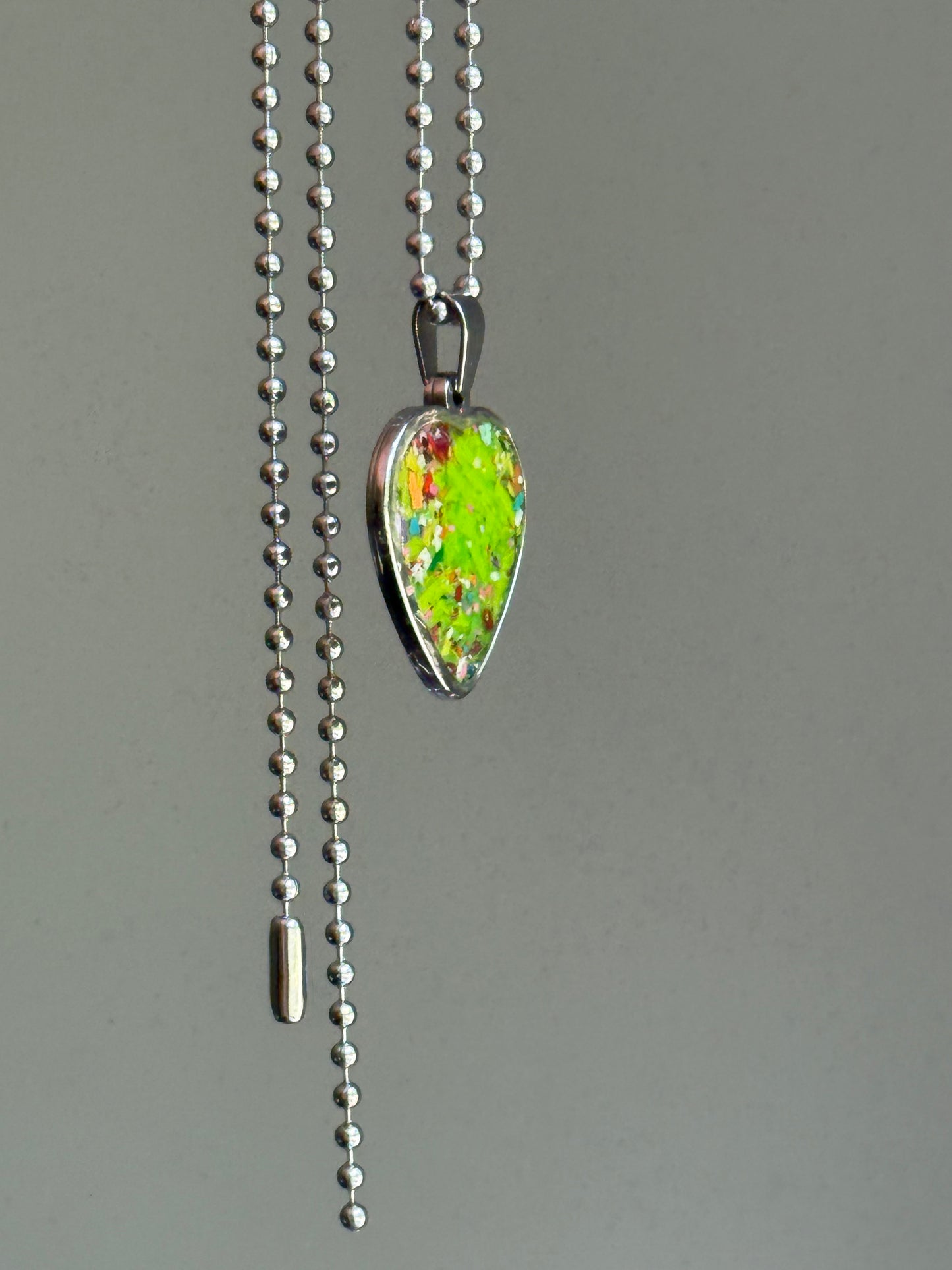 Freckled Green (Heart Pendant)