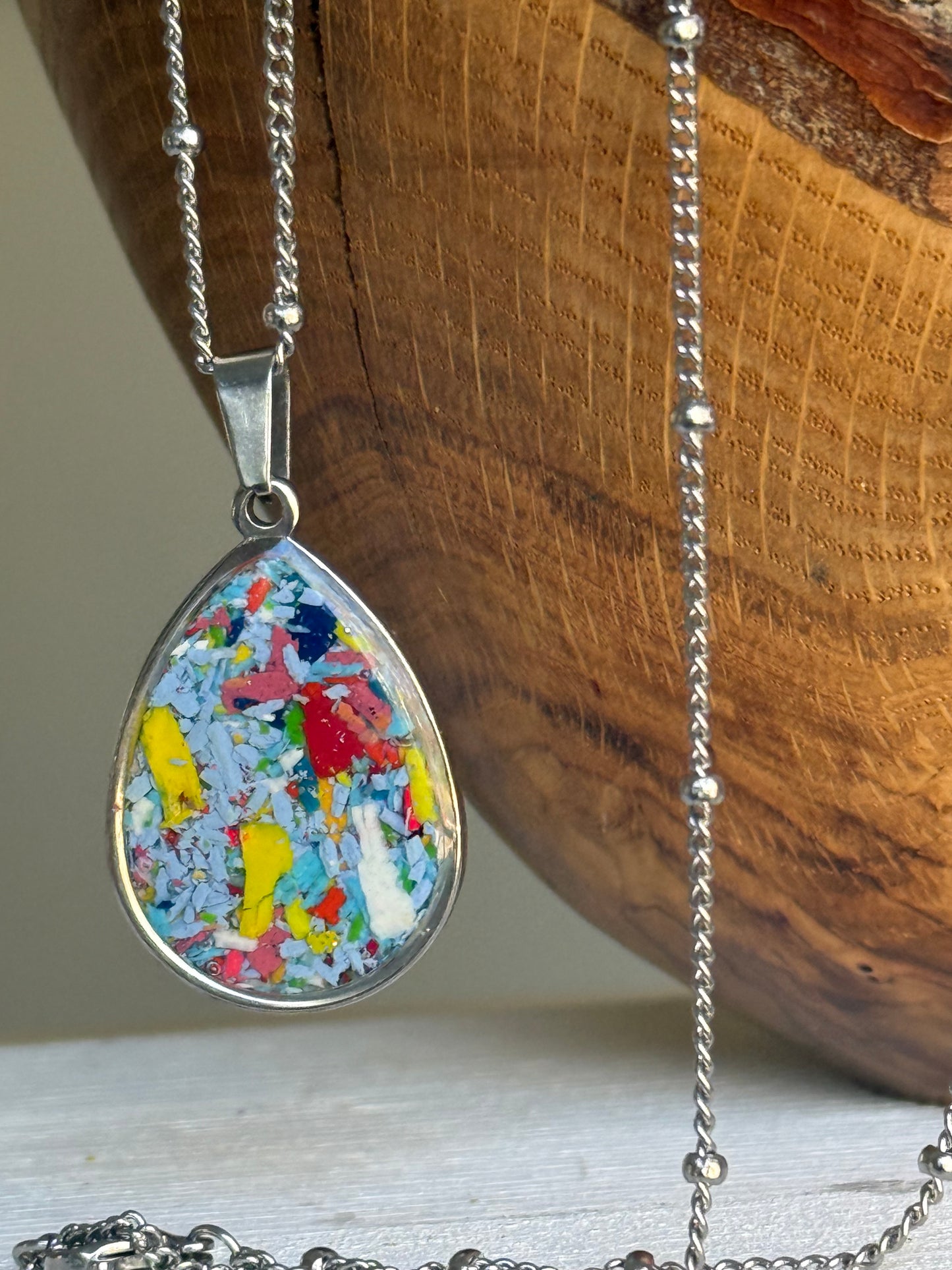 Crayonfetti Sky (Raindrop Pendant)