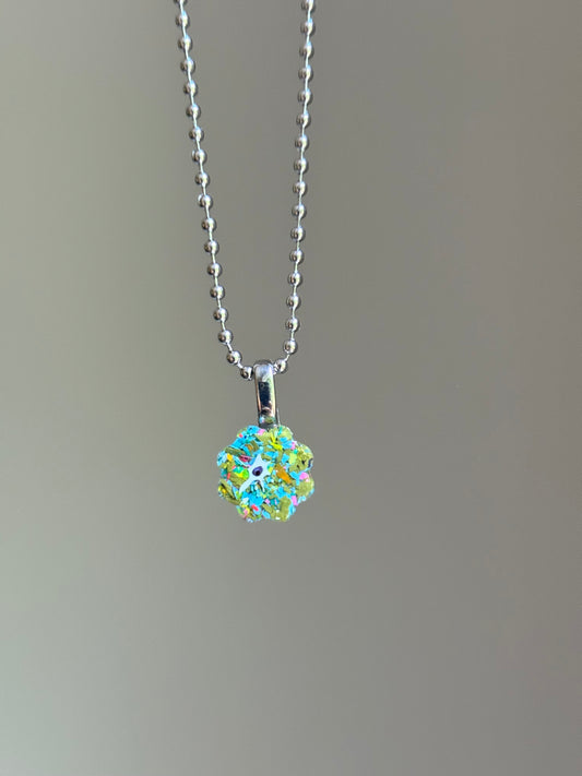 Crayon Blooms Pendant (Sunburst)