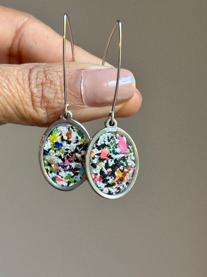 Rainbow Web (Oval Hook Earrings)