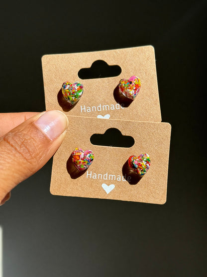 Sarai Resin Heart Studs  (Multicolor)