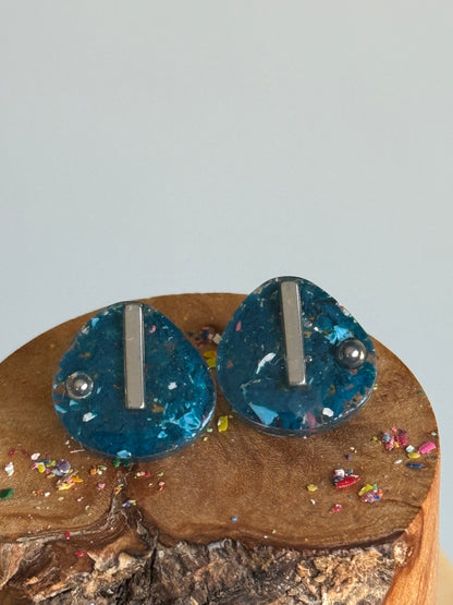 Pendientes de resina con forma de corazón y diseño de lunares