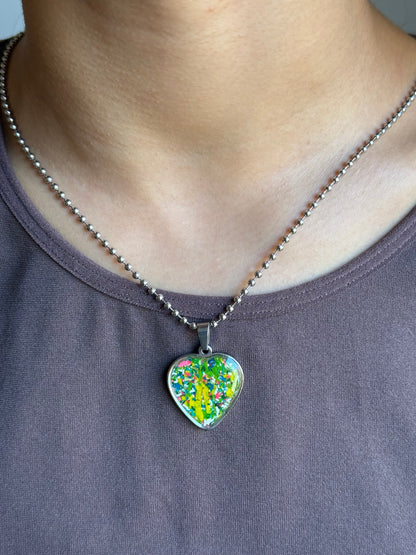 Medium Joy Heart Pendant (Paradise)