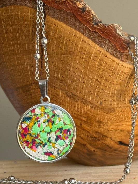 Bold Orbis Necklace (Galactic Green)