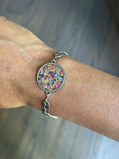 Mariner bracelet, stainless steel, filled with crayons. Crayon jewelry by Crayonfetti.  