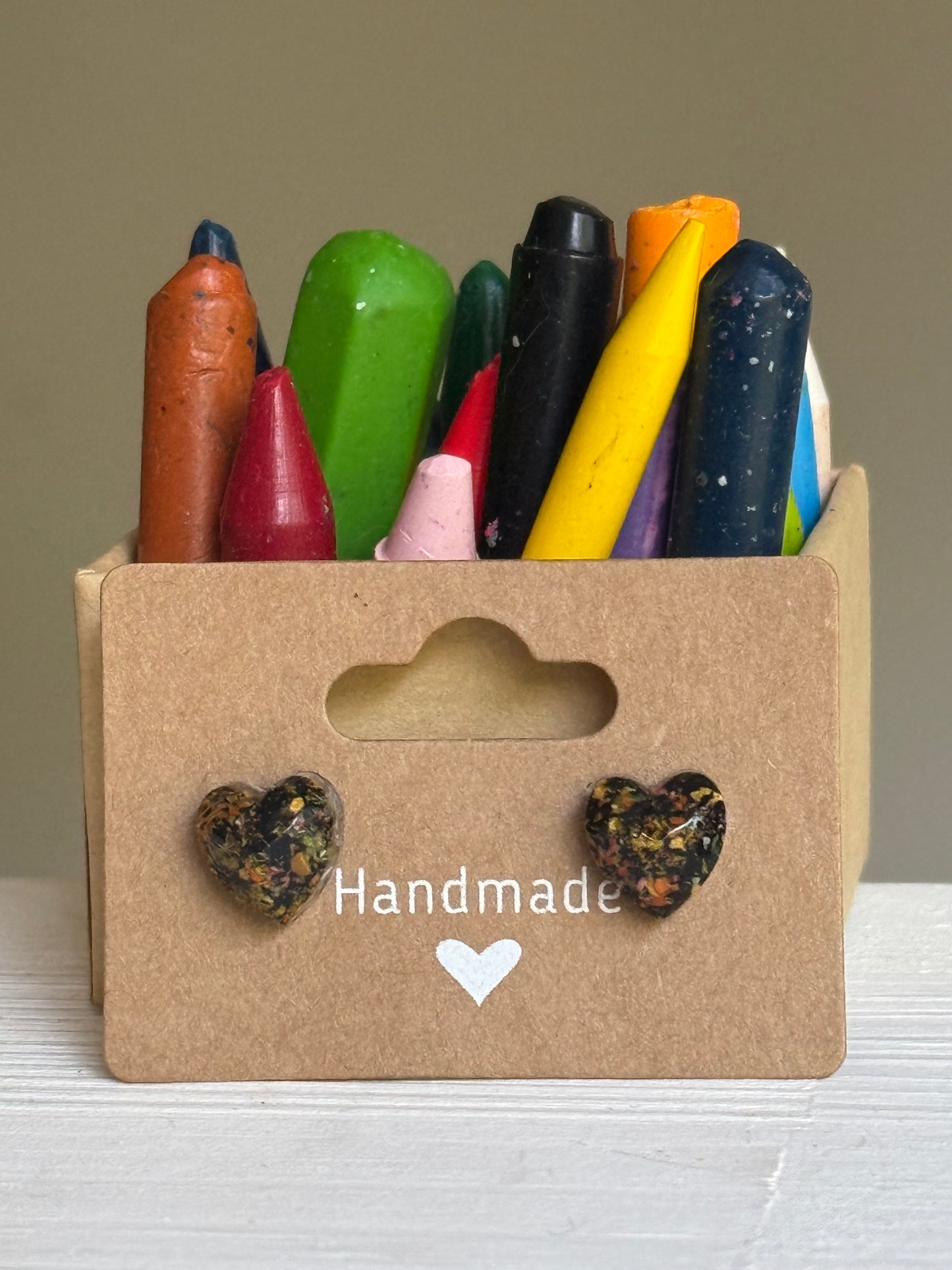 Small Heart Crayonfetti Studs (Halloween)
