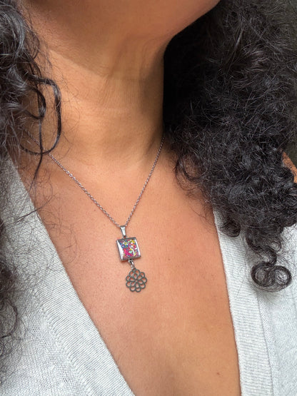 Mayagüez Floral Pendant