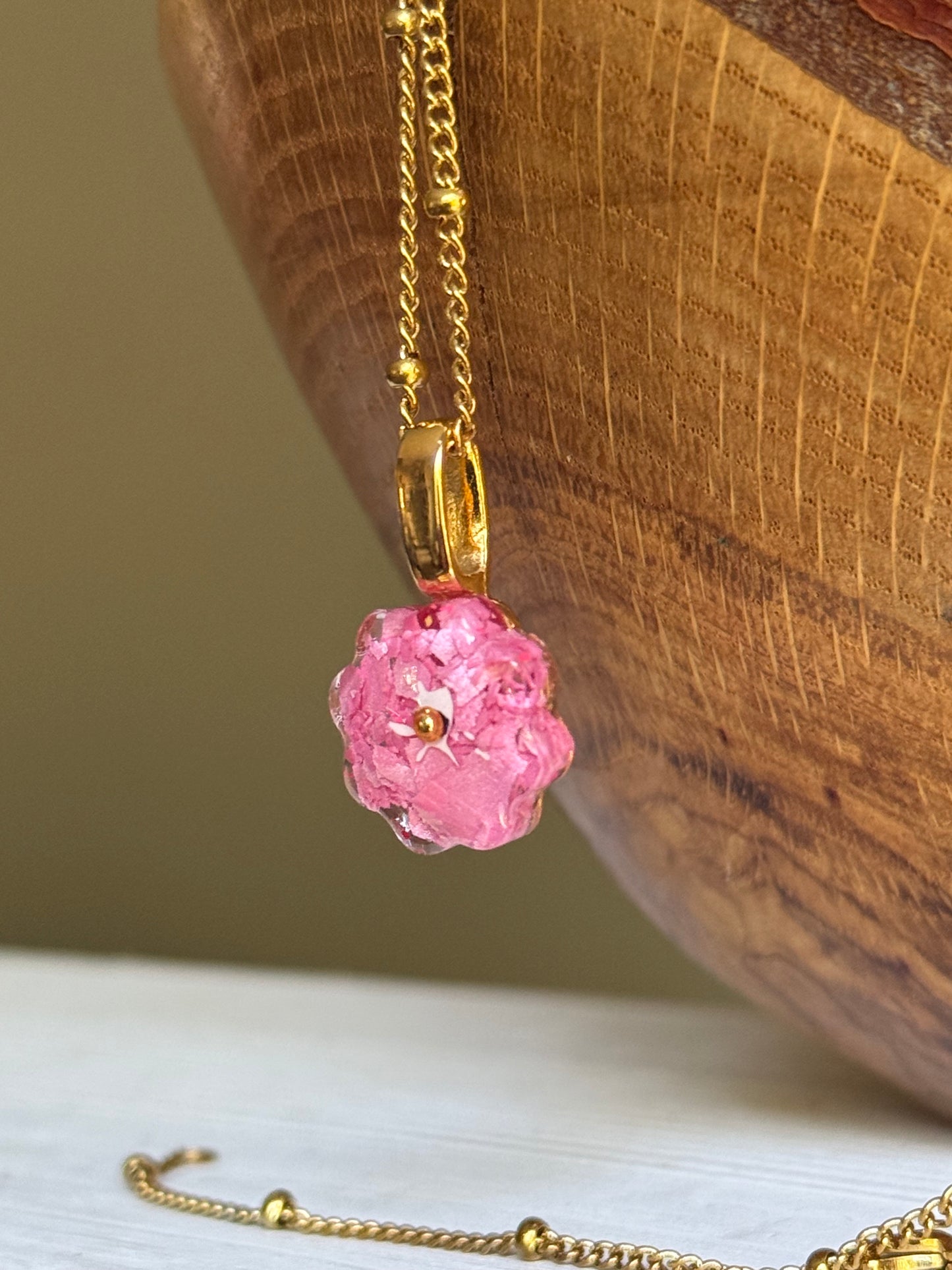Crayon Bloom Pendant (Perfectly Pink - Gold Plated)