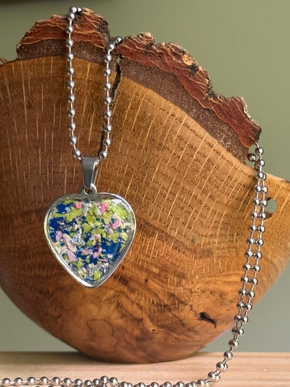 blue pink green crayon heart pendant necklace colorful statement piece. Crayon jewelry by Crayonfetti, mother-daughter based in Atlanta.