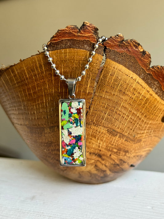 Isla Pendant (Multicolor)