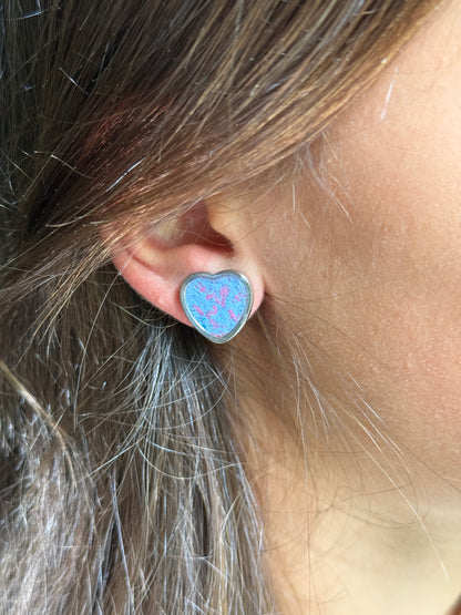 Pendientes de corazón de ante color rubor