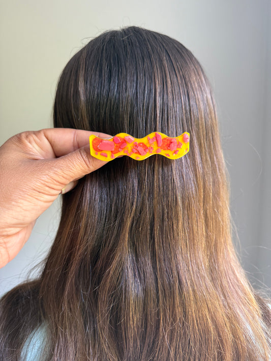 Yellow and Pink Wave Crayon Clip